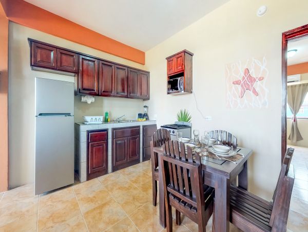 Ambergris Caye Home 1008247