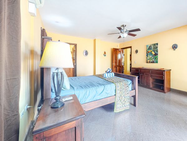 Ambergris Caye Home 1008249