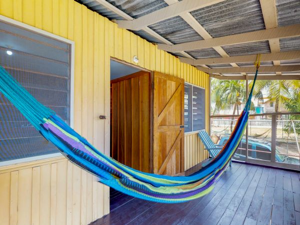 Ambergris Caye Home 1008251