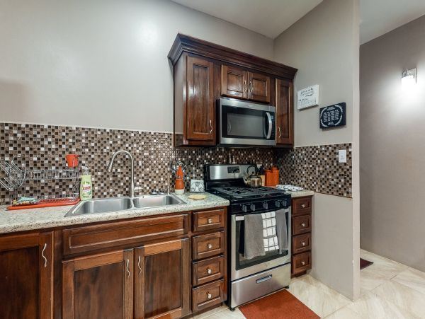 Ambergris Caye Home 1008253
