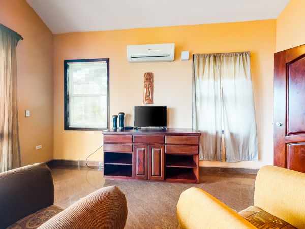 Ambergris Caye Home 1008254