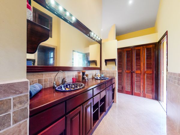 Ambergris Caye Home 1008254