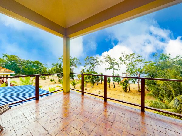 Ambergris Caye Home 1008254