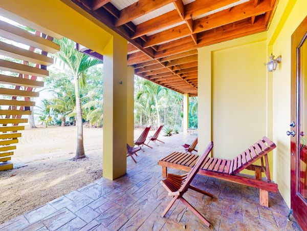 Ambergris Caye Home 1008254
