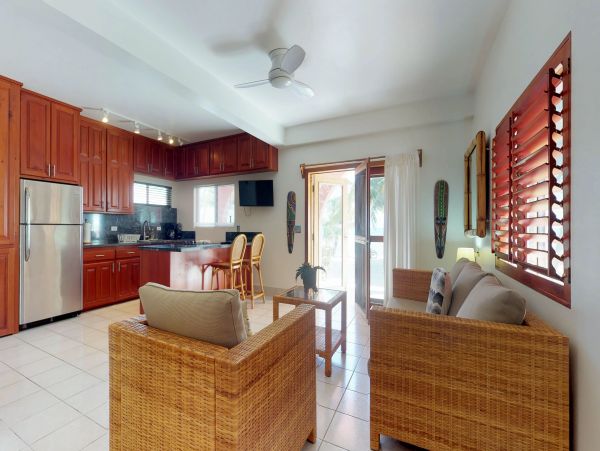 Ambergris Caye Home 1008255
