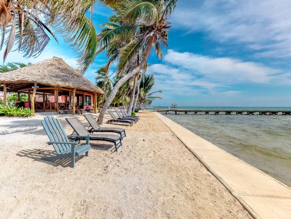 Ambergris Caye Home 1008255