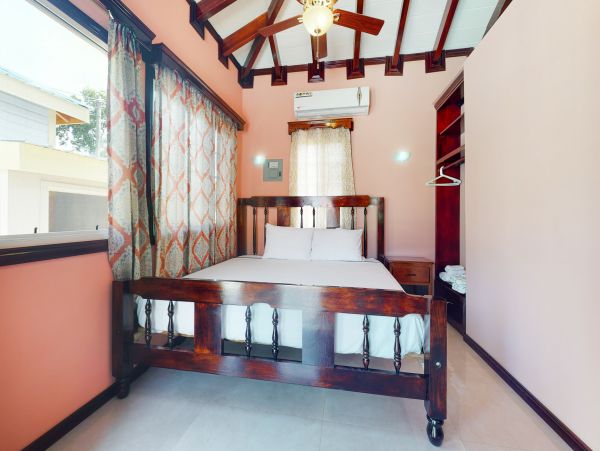 Ambergris Caye Home 1008256