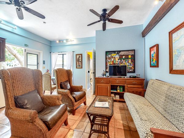Ambergris Caye Home 1008257