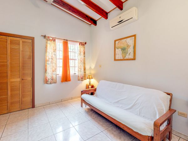 Ambergris Caye Home 1008260