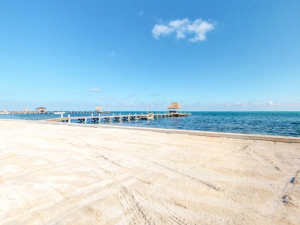 Ambergris Caye Home 1008261