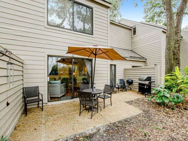 Beautiful Hilton Head Vacation Condo Near Beach with Pool