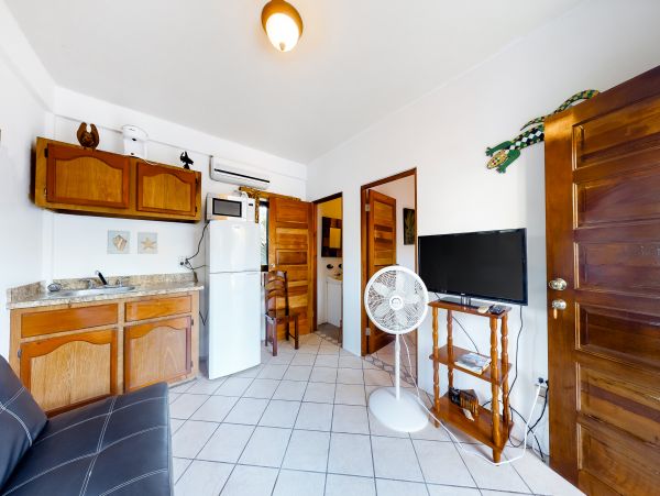 Ambergris Caye Home 1008270
