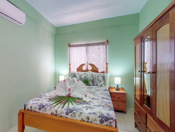 Ambergris Caye Home 1008273