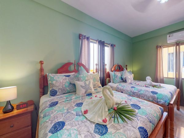 Ambergris Caye Home 1008273