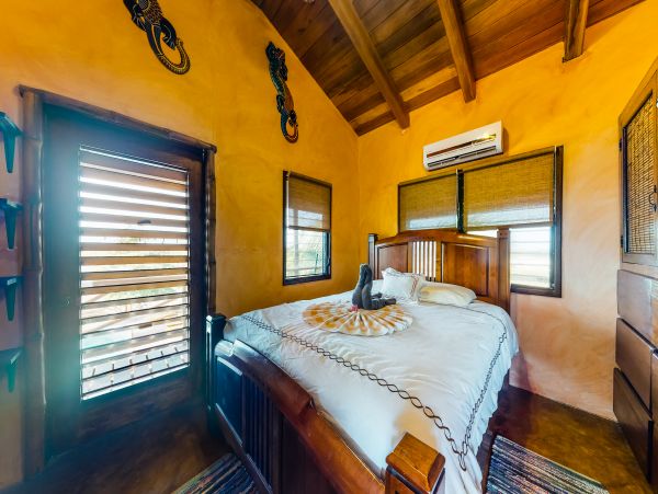 Ambergris Caye Home 1008275