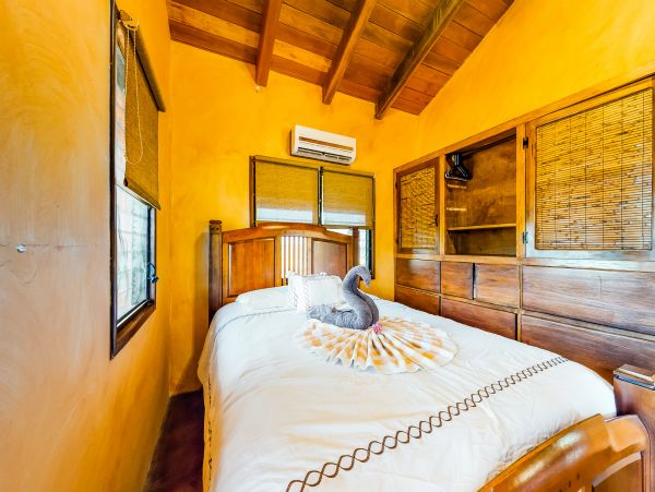 Ambergris Caye Home 1008275