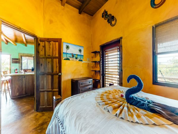 Ambergris Caye Home 1008275