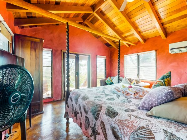 Ambergris Caye Home 1008275