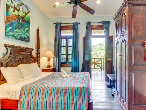 Ambergris Caye Home 1008277