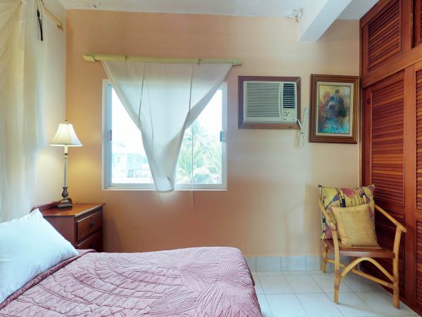Ambergris Caye Home 1008279