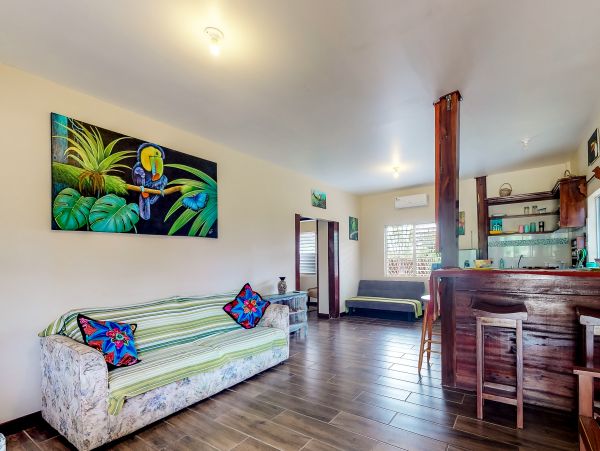 Ambergris Caye Home 1008281
