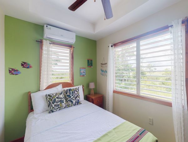 Ambergris Caye Home 1008281