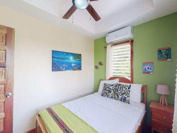 Ambergris Caye Home 1008281