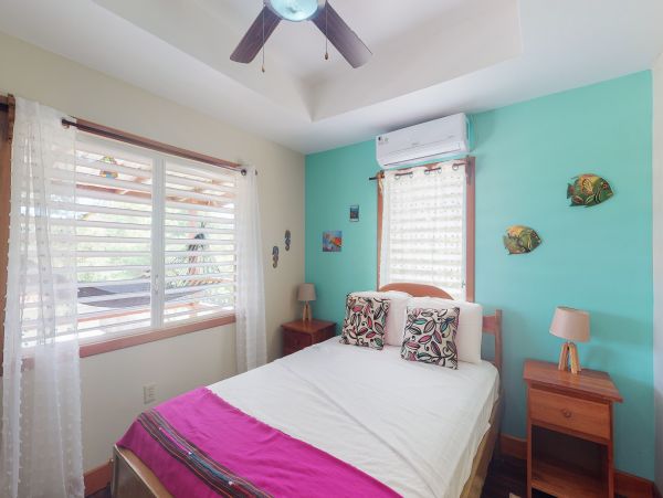 Ambergris Caye Home 1008281