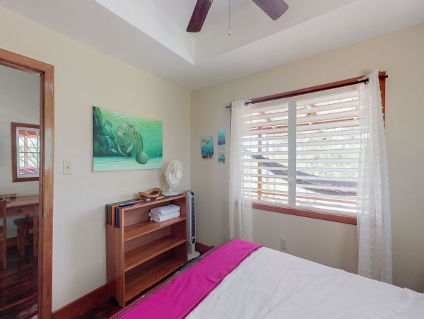 Ambergris Caye Home 1008281