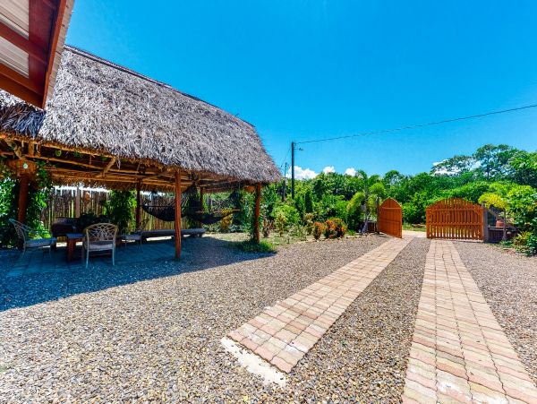 Ambergris Caye Home 1008281