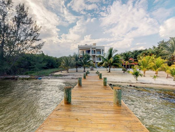 Ambergris Caye Home 1008283