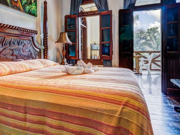 Ambergris Caye Home 1008285