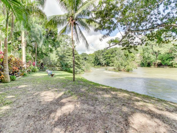 Ambergris Caye Home 1008285