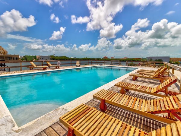 Ambergris Caye Home 1008288