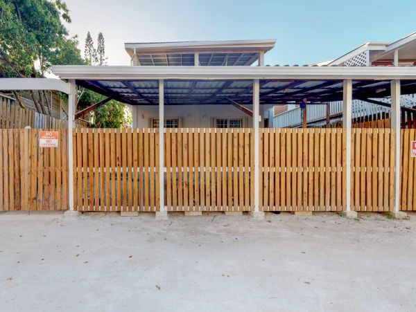 Ambergris Caye Home 1008290