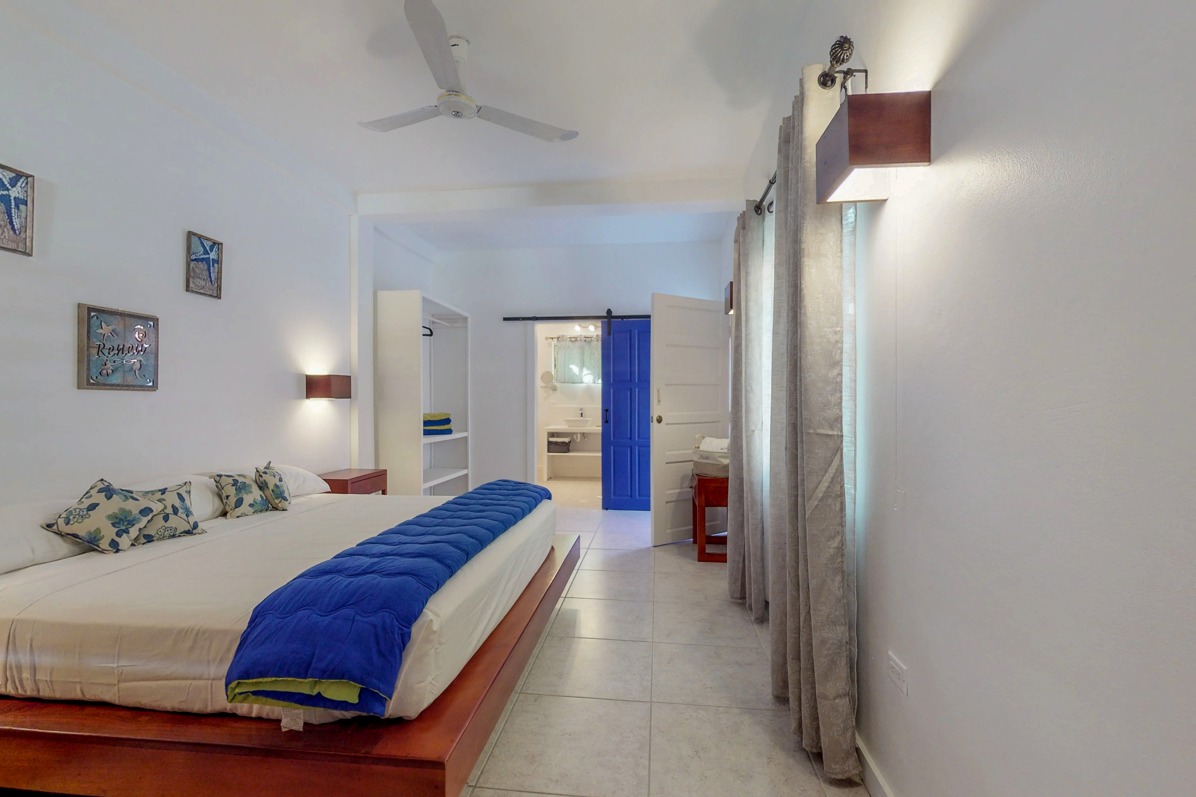 Ambergris Caye Home 1008290