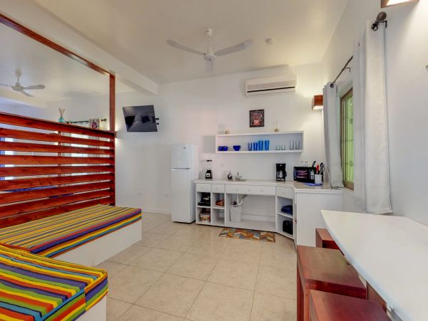 Ambergris Caye Home 1008290