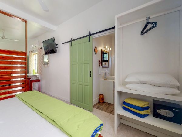 Ambergris Caye Home 1008290