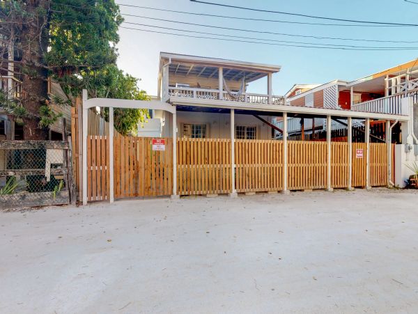 Ambergris Caye Home 1008290