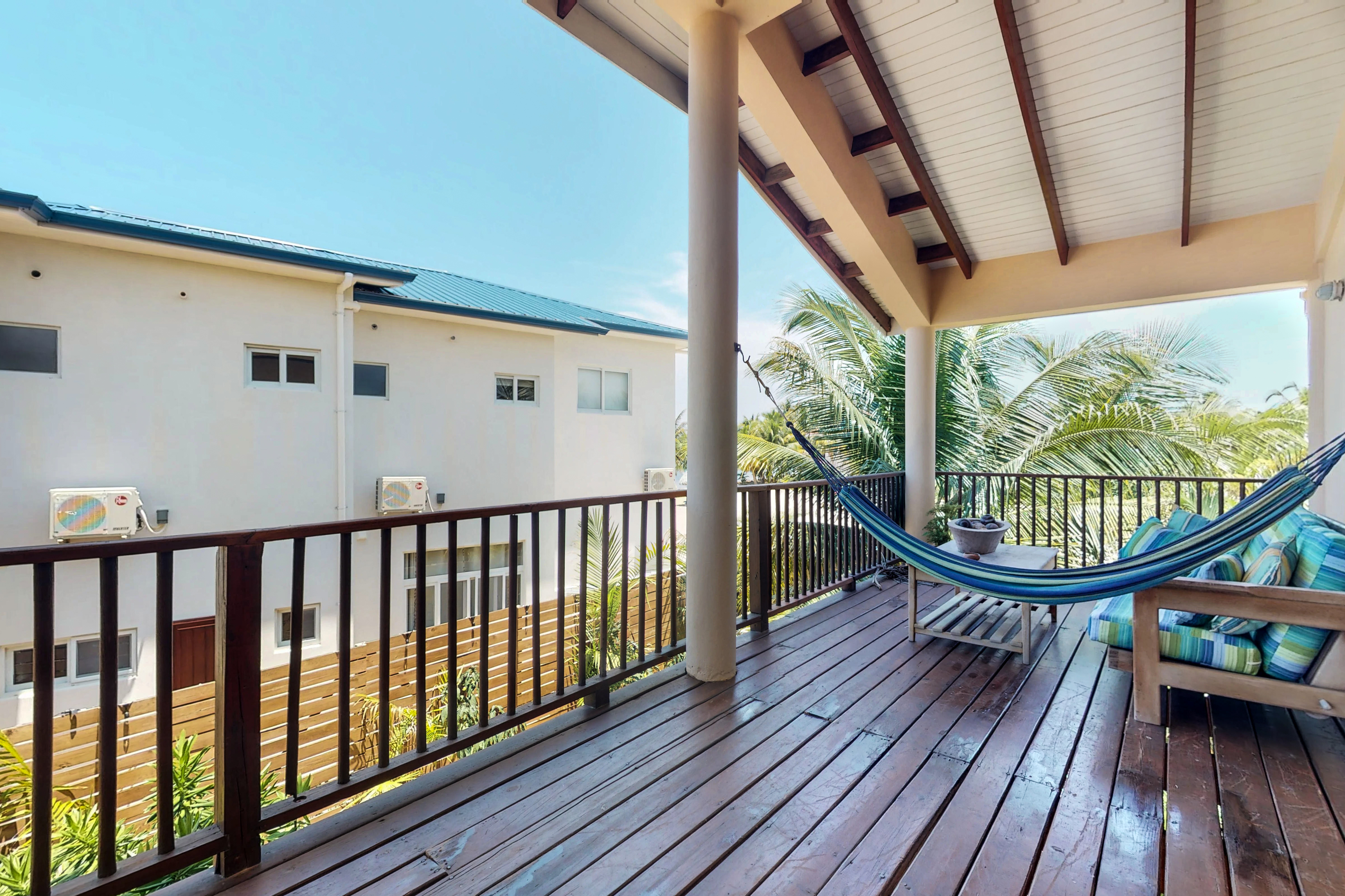 Ambergris Caye Home 1008294