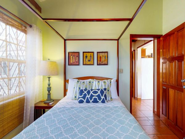 Ambergris Caye Home 1008294