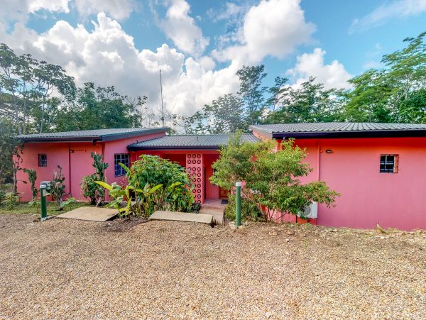 Ambergris Caye Home 1008296