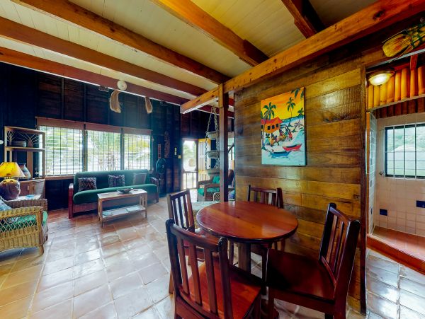 Ambergris Caye Home 1008298