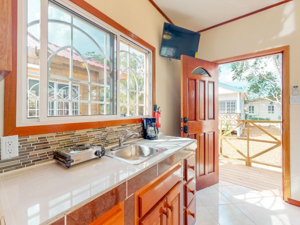 Ambergris Caye Home 1008300