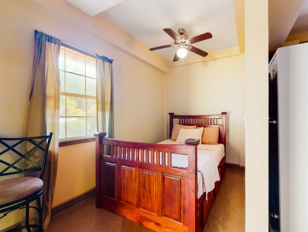 Ambergris Caye Home 1008301