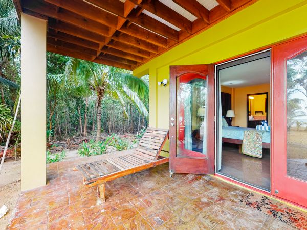 Ambergris Caye Home 1008302