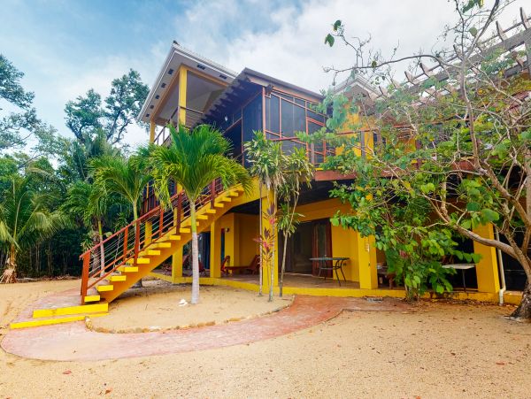 Ambergris Caye Home 1008302