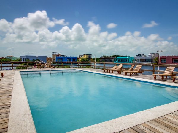 Ambergris Caye Home 1008303