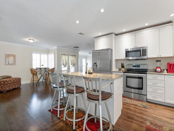 Beautiful Bradenton Vacation Home with Private Pool Sleeps 6