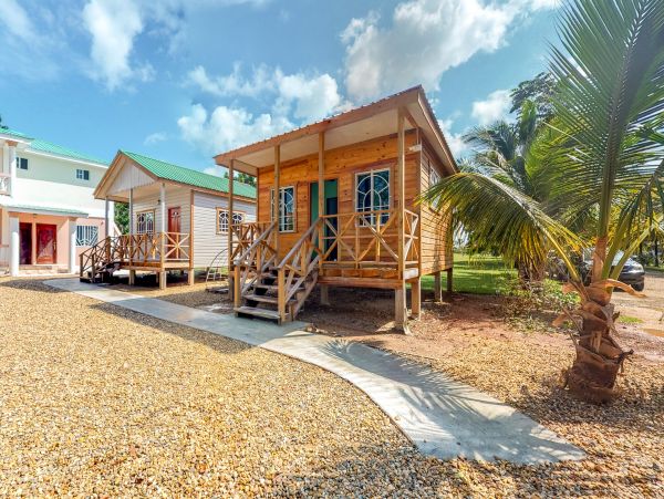 Ambergris Caye Home 1008305